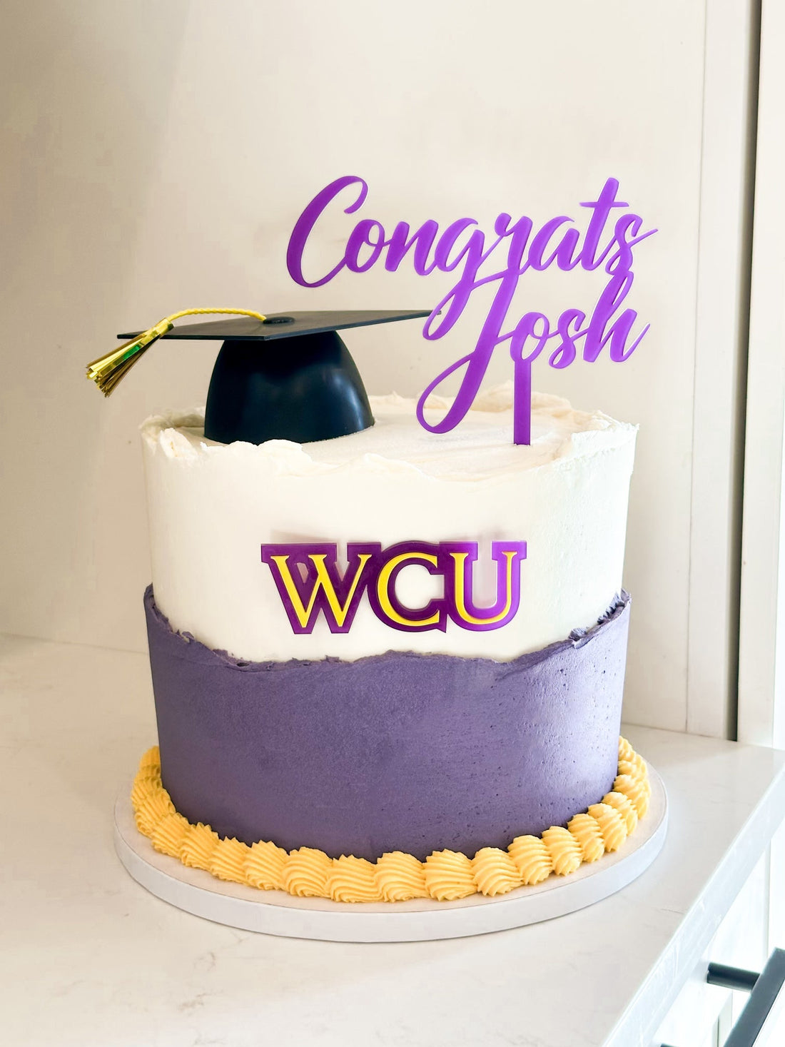 Top 5 Graduation Cake Topper Ideas for 2025